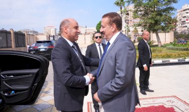 محافظ بورسعيد يستقبل وزير العمل بديوان عام المحافظة في بداية جولة ميدانية