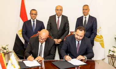 وزير الطيران يشهد توقيع بروتوكول تعاون بين الشركة المصرية للمطارات وأكاديمية مصر للطيران