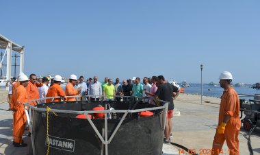وزيرة التنمية المحلية والبيئة: وفد كلية الحرب العليا يتفقد مركز السلام لمكافحة التلوث البحري بشرم الشي