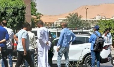 إصابة شخصين في تصادم سيارتي ملاكي بكورنيش النيل بأسوان