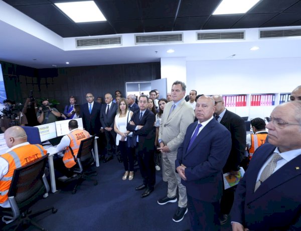 وزيرا النقل المصري والفرنسي يتفقدان محطة تحيا مصر بالإسكندرية ويؤكدان تعزيز التعاون في النقل البحري