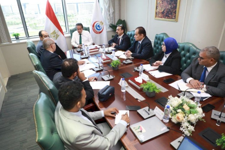 وزير الصحة يبحث مستجدات إنشاء مجمع للأجهزة التعويضية والأطراف الصناعية