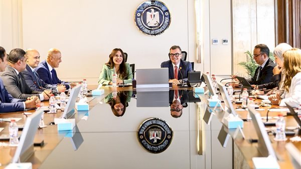 وزيرا التخطيط والإسكان يناقشان الموقف التنفيذي لمشروعات خطة العام المالي ٢٠٢٧/٢٠٢٦ والمتابعة اللحظية للتنفيذ