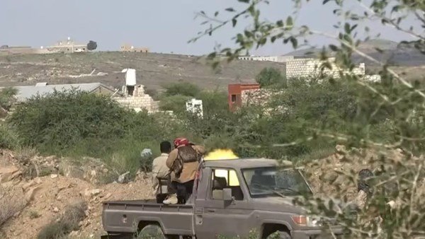 وزير الدولة في الحكومة اليمنية: نعمل على منع الحوثيين من الوصول إلى باب المندب واستخدام اليمن قاعدة عسكرية