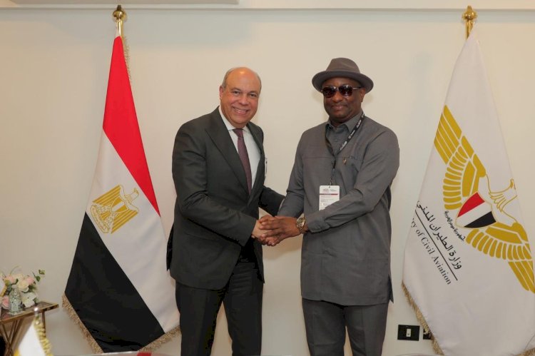 وزير الطيران المدني يبحث مع نظيره النيجيري تعزيز التعاون والربط الجوي بين مصر ونيجيريا