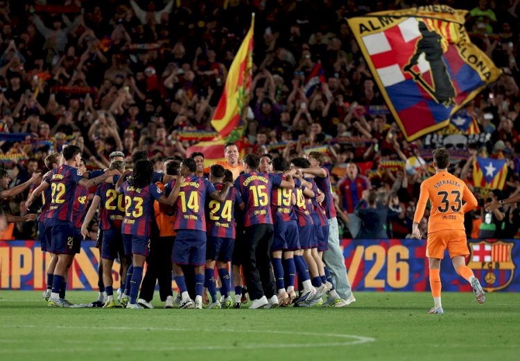 برشلونة يطارد إنجازًا تاريخيًا أمام راسينج فى الدورى الإسبانى