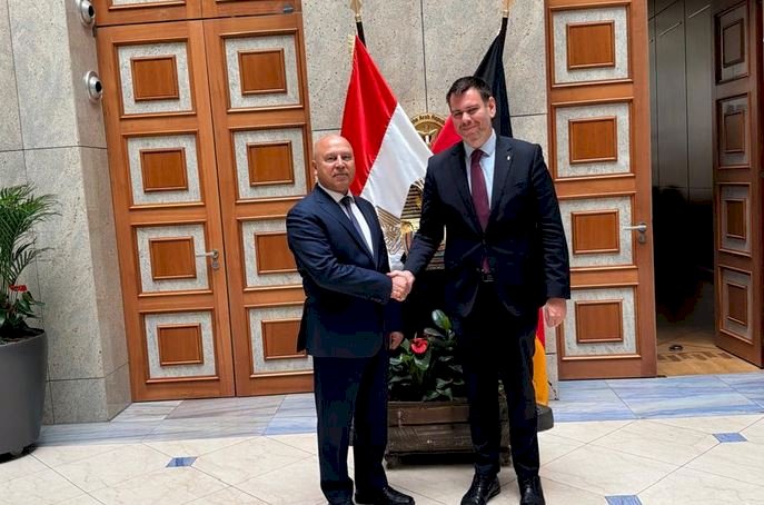 خلال «إينوترانس» ببرلين.. وزير النقل يبحث تعزيز التعاون مع المجر ويتابع مشروعات المترو وتوطين صناعات النقل