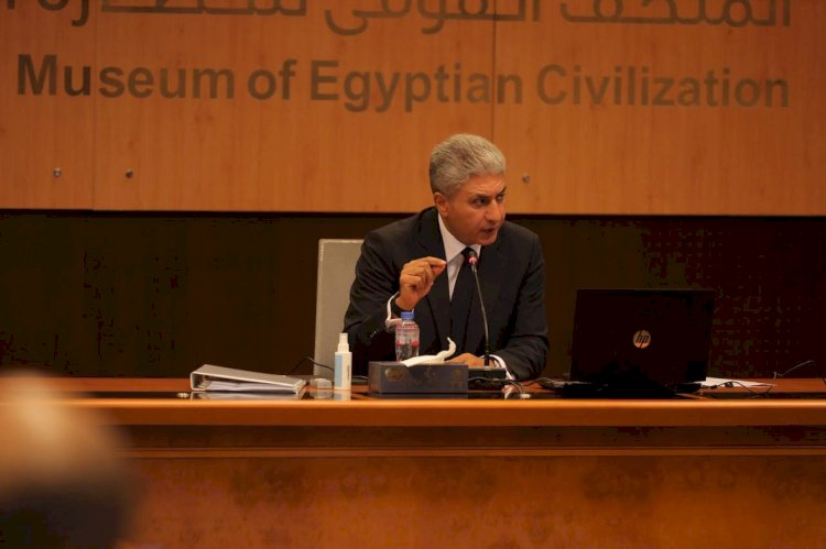 وزير السياحة والآثار يترأس اجتماع مجلس إدارة هيئة المتحف المصري الكبير