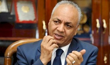 لو عديت البحر إحنا معاك ووراك.. مصطفى بكري يوجه رسالة للرئيس السيسي