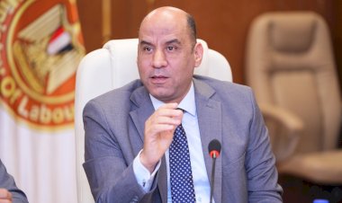 وزارة العمل تصدر 5 قرارات تنفيذية لتعزيز منظومة السلامة والصحة المهنية وتأمين بيئة العمل
