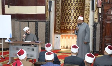 وزير الأوقاف يفتتح دورة «أصول الفكر المعتدل وتحسين الأداء اللغوي» بإدارة أوقاف حلوان عقب صلاة الفجر مباشرة