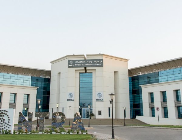 تنظيم الاتصالات يحدد مواعيد العمل الشتوية لمنافذ بيع شركات الاتصالات
