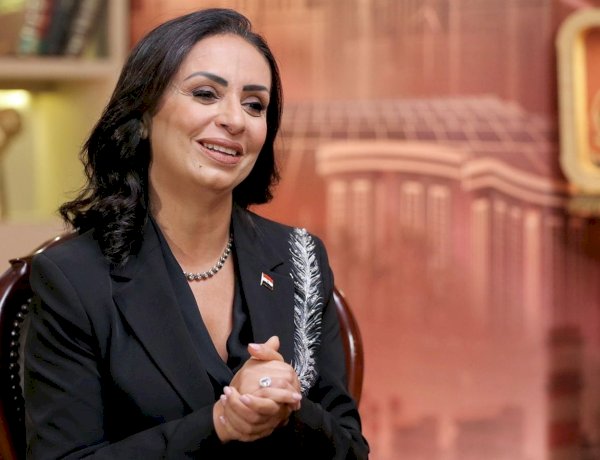 وزيرة التضامن توجه بصرف مساعدات عاجلة لأسر ضحايا حادث الطريق الأوسطي