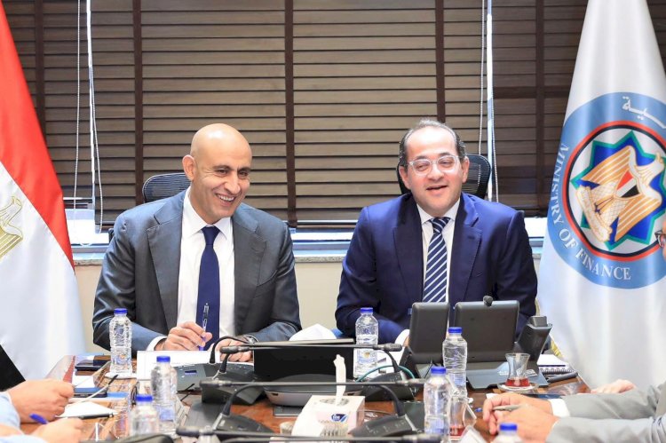وزيرا المالية والتعليم: زيادة مرتبات المعلمين مع بداية العام الدراسي المقبل