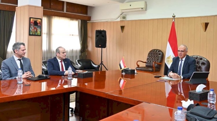 وزير الري تنفيذ أنشطة لمواجهة ندرة المياه وتحسين الإنتاج الزراعي بمحافظتي قنا وكفر الشيخ