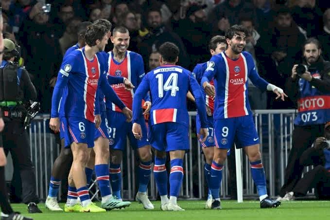 صدام نارى بين باريس سان جيرمان وليون فى الدورى الفرنسى