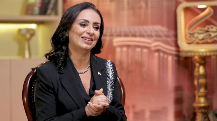وزيرة التضامن توجه بصرف مساعدات عاجلة لأسر ضحايا حادث الطريق الأوسطي
