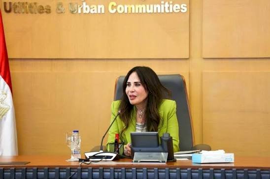 وزيرة الإسكان تتابع موقف تنفيذ مشروعات مياه الشرب والصرف الصحي بمحافظات الإسماعيلية والمنيا وسوهاج وأسيوط